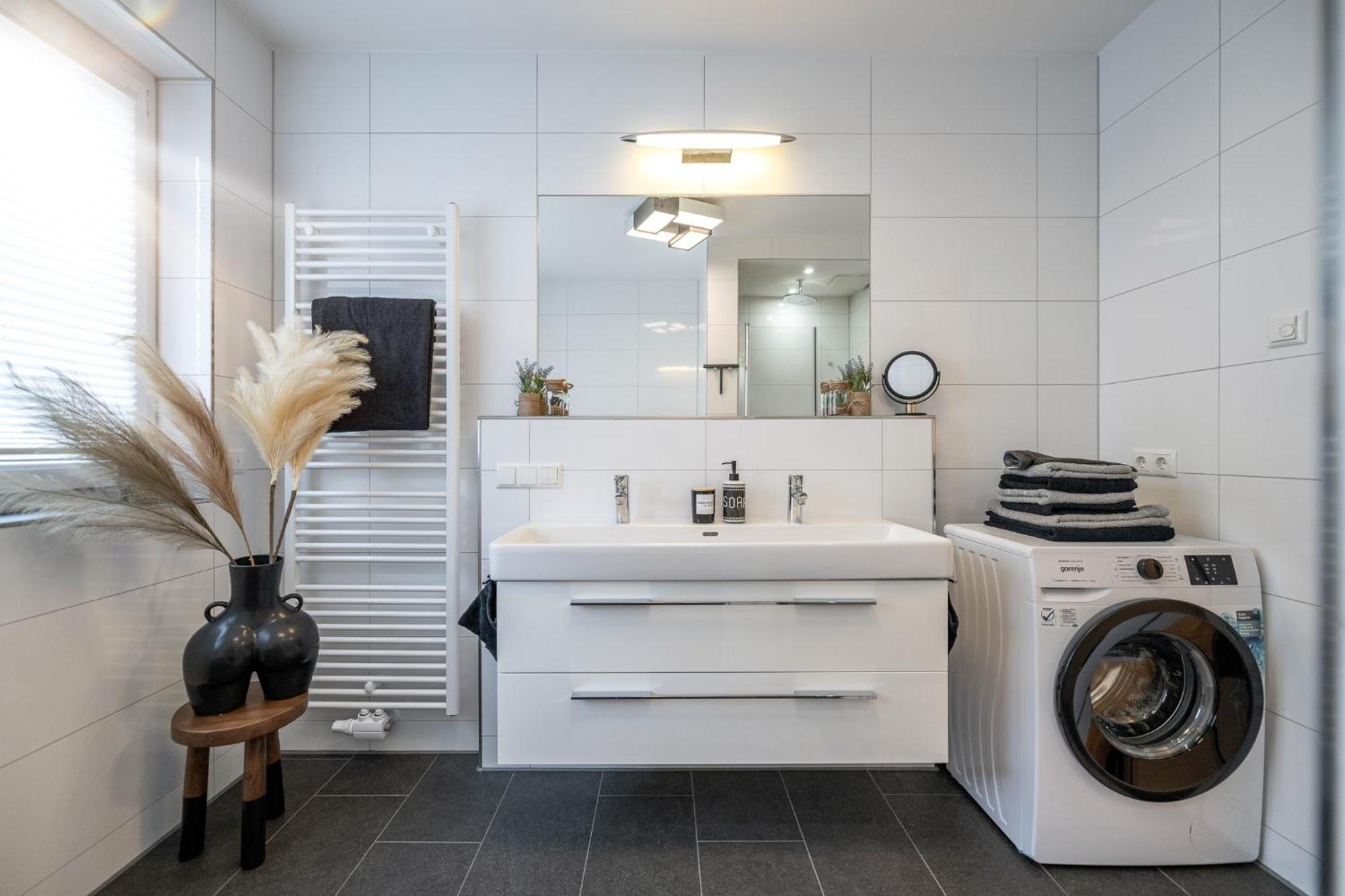 Alpenflair / Luxury / 100Qm / Work / Travel / Netflix Apartment Penzberg Exterior foto